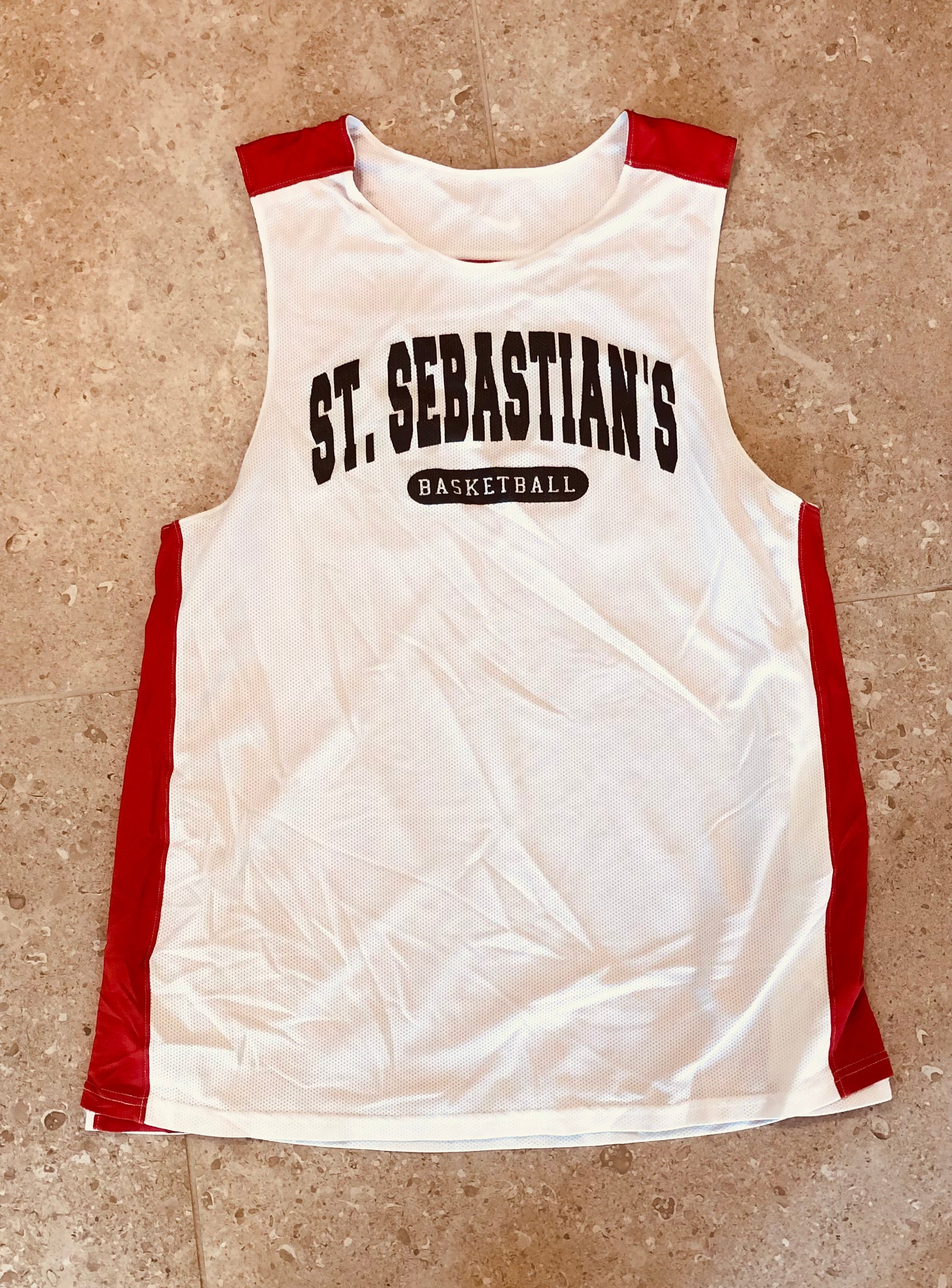 Jersey- Basketball - Authentic St Sebastian’s Basketball Pinnie