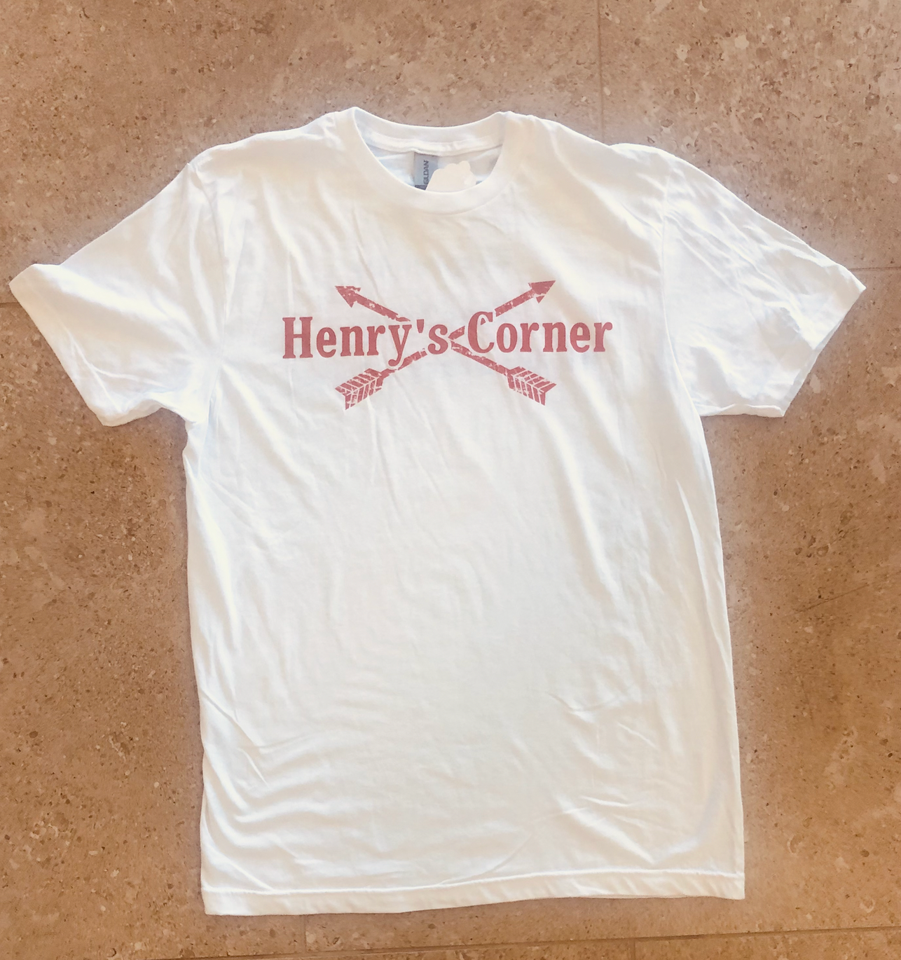 T-shirt - Henry's Corner